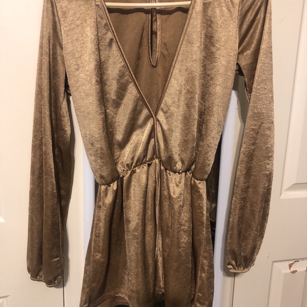 GOLD ROMPER